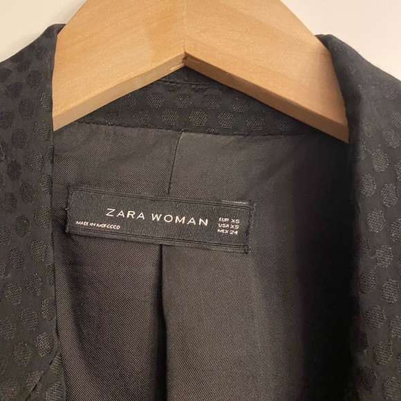 Zara satin blazer. Last day to buy - Picture 4 of 4